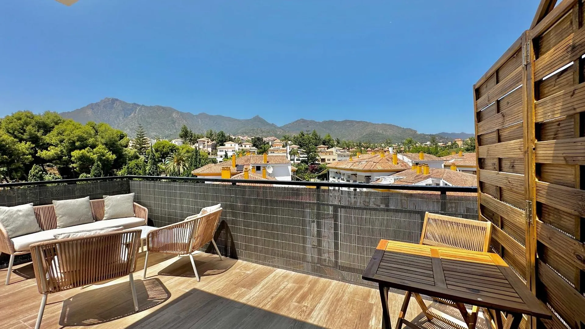 Apartment Oasis Studio Marbella Center With Mountain Views - Eaw Homes Spain